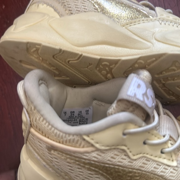 Puma - Picture 5 of 5